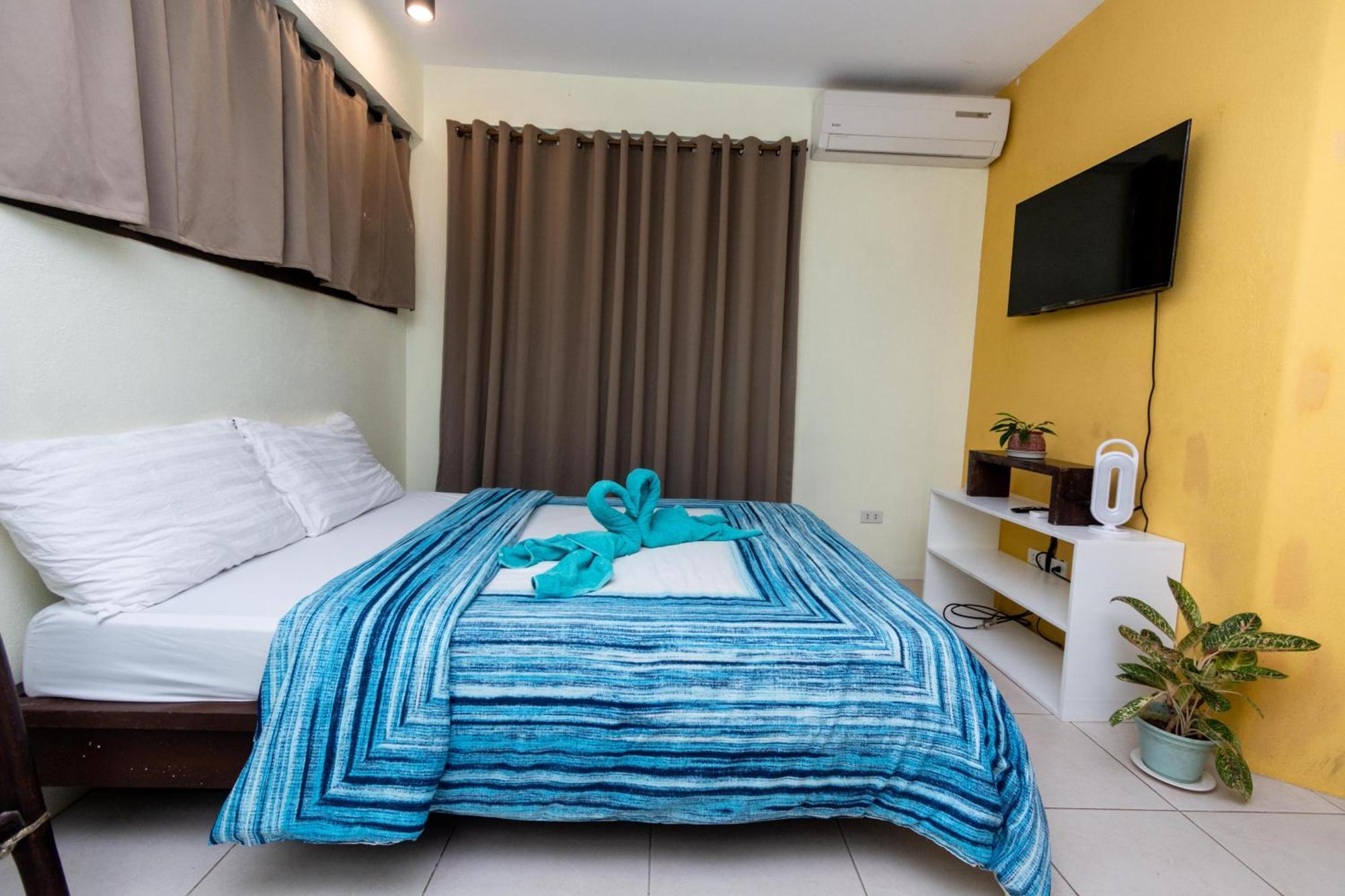 Babosam Apartments Boracay Island エクステリア 写真