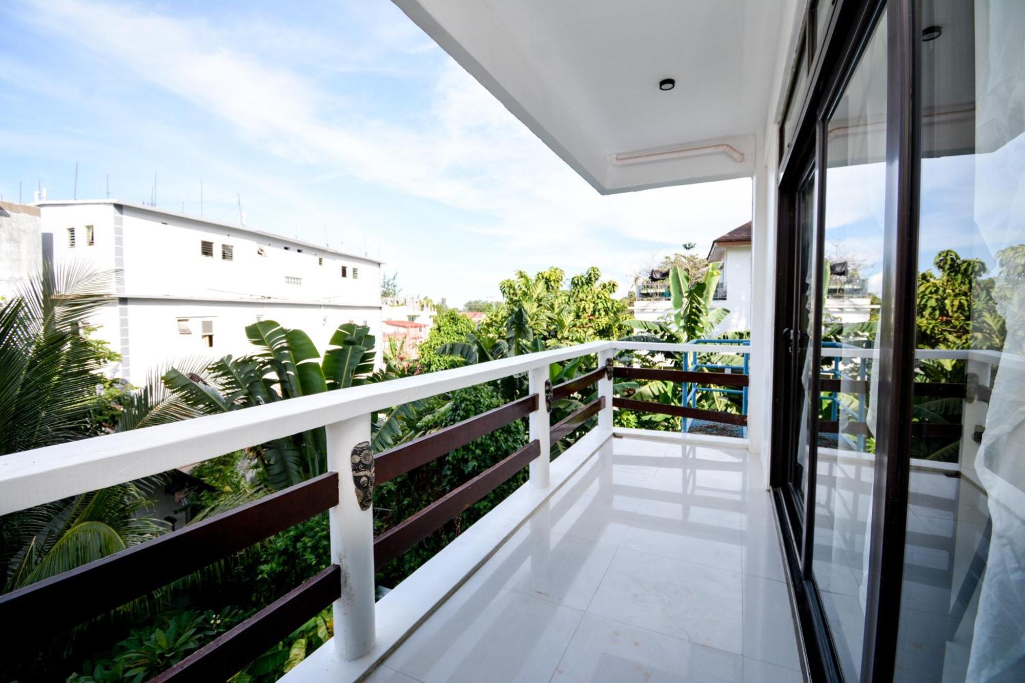 Babosam Apartments Boracay Island エクステリア 写真
